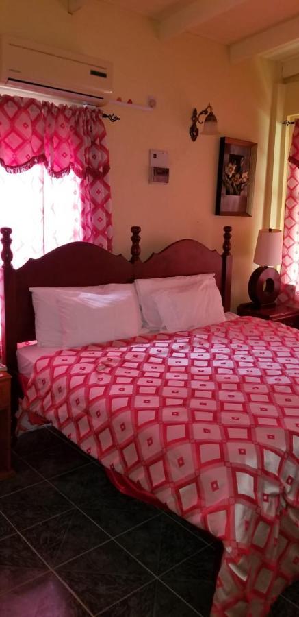 North Bay Inn Sauteurs Luaran gambar